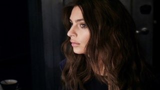 關於 Emily Ratajkowski 與卡詩2